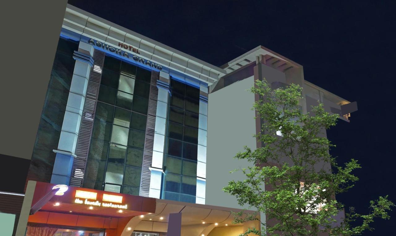 Itsy By Treebo - Ashoka Grand Hotel Varanasi Exterior photo