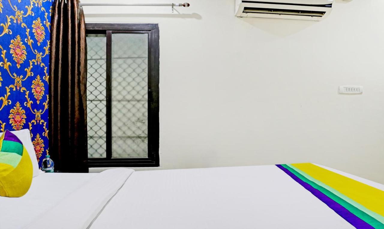 Itsy By Treebo - Ashoka Grand Hotel Varanasi Exterior photo