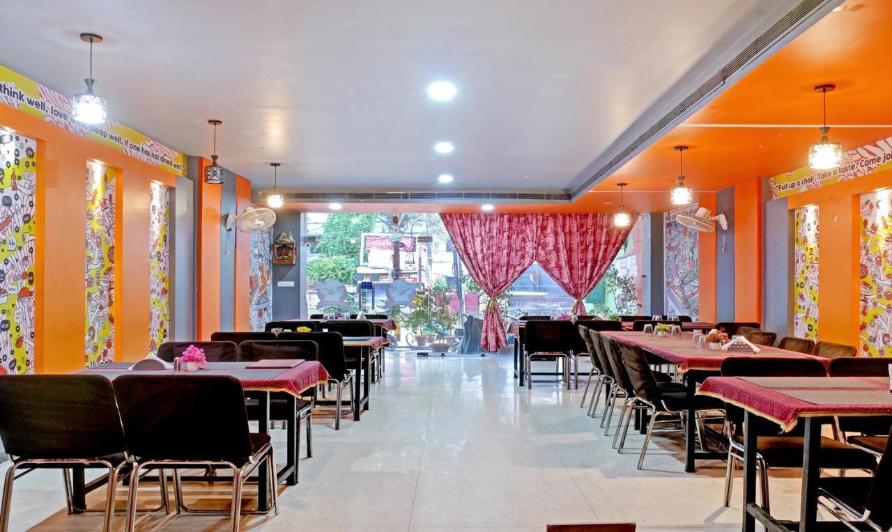 Itsy By Treebo - Ashoka Grand Hotel Varanasi Exterior photo